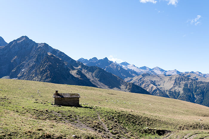 Cabane de berger au départ d'Hospice de France