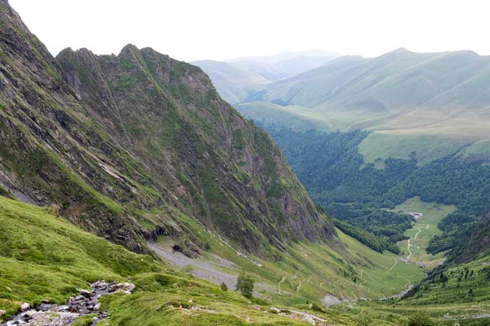 Lacets qui conduisent au Port de Venasque - pas de soucis vous pourrez couper tout droit