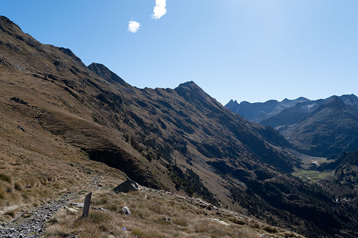 Vallée au pied de l'Aneto